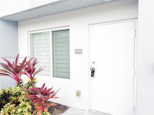 unit-2118-2555 Ne 193rd St, Miami, FL, 33180-3473 | Card Image
