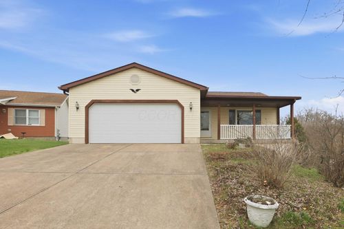 978 Blueberry Ct, Newark, OH, 43055-7717 | Card Image