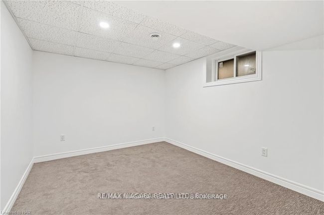 7422 Dorchester Rd, House other with 4 bedrooms, 2 bathrooms and 3 parking in Niagara Falls ON | Image 28