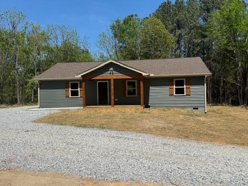 744 Robertsons Rd, Blackstone, VA, 23824 | Card Image