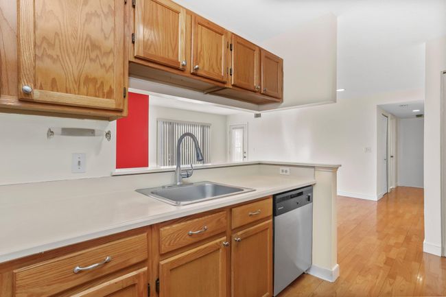 Kitchen with newer appliances | Image 7