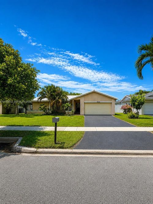 9840 Nw 25th Ct, Coral Springs, FL, 33065-4934 | Card Image