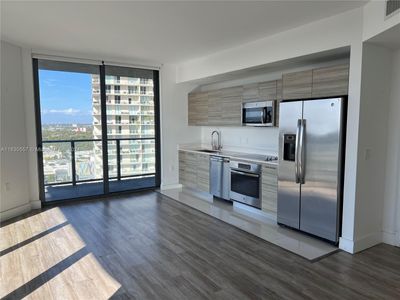 2316 - 121 Ne 34th St, Condo with 2 bedrooms, 2 bathrooms and null parking in Miami FL | Image 3