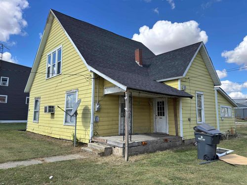 113 E Main St, Saratoga, IN, 47382 | Card Image