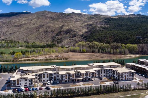 320-85 Kodiak Dr, Basalt, CO, 81621-8151 | Card Image