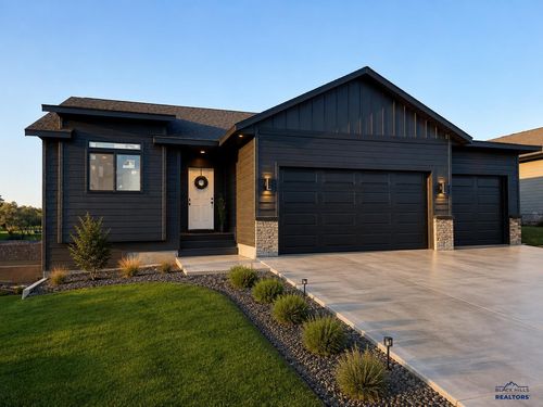 1041 Cobalt Dr, Rapid City, SD, 57701-6626 | Card Image