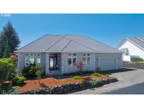 920 Ne Granite Ridge St, Roseburg, OR, 97470 | Card Image