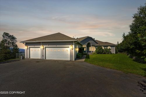 10341 Stroganof Dr, Anchorage, AK, 99507-6471 | Card Image