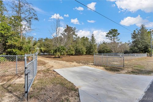 3261 E Oakton St, Hernando, FL, 34442-2756 | Card Image