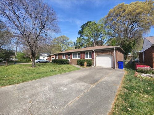 6114 Lyndhurst Ave, Norfolk, VA, 23502-5311 | Card Image