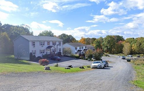 1-698 South St, Highland, NY, 12528-5247 | Card Image