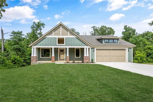 12 Florence Ln, Bella Vista, AR, 72715-5023 | Card Image