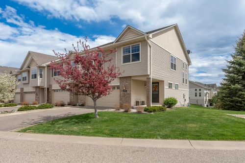 9737 Saint Andrews Dr, Elko New Market, MN, 55020-9630 | Card Image