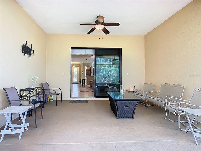 Screened Lanai | Image 35