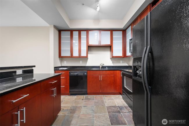 Kitchen | Image 7