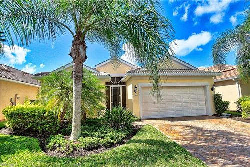 8484 Benelli Ct, NAPLES, FL, 34114-2754 | Card Image