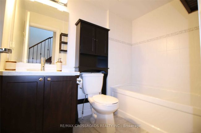 12 - 20 Hargrave Lane, Condo with 4 bedrooms, 3 bathrooms and null parking in Toronto ON | Image 17