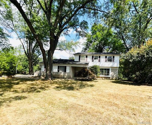 38138 Southfarm Ct, Northville, MI, 48167-9758 | Card Image