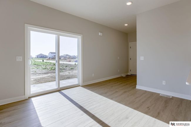 4622 Schilling Ct, Townhouse with 3 bedrooms, 3 bathrooms and 2 parking in Bellevue NE | Image 7