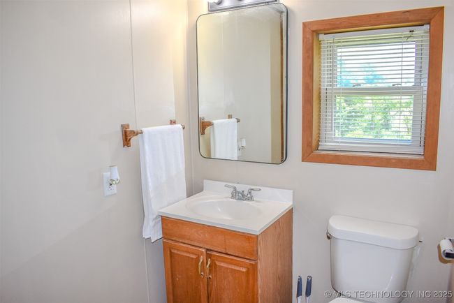 1201 N 4250 Rd, House other with 3 bedrooms, 2 bathrooms and null parking in Hugo OK | Image 10