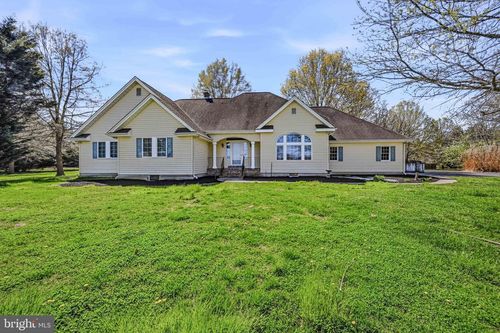 812 Taylors Bridge Road, TOWNSEND, DE, 19734 | Card Image