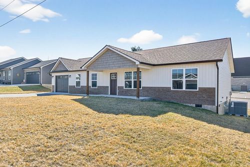 127 Sky View Meadow Dr, Crossville, TN, 38555-2024 | Card Image