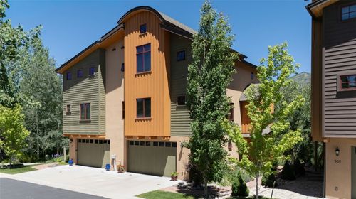 917-917 Majestic Cir, Steamboat Springs, CO, 80487-8952 | Card Image