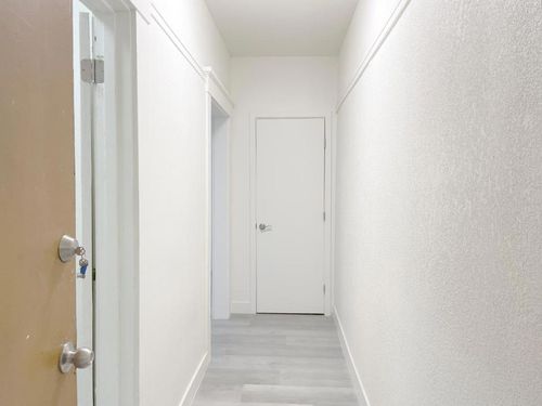 apt-g-411 E Santa Clara St, San Jose, CA, 95113-1922 | Card Image