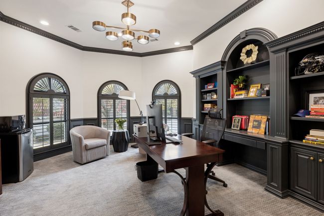 Second floor home office that can also serve as an additional bedroom | Image 17