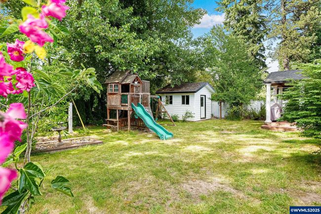 2007 Chase Loop Sw, House other with 3 bedrooms, 3 bathrooms and null parking in Albany OR | Image 37