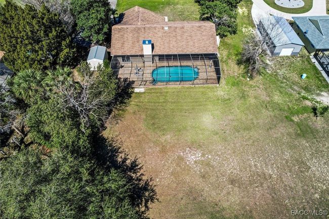 7618 W Golf Club St, House other with 3 bedrooms, 2 bathrooms and 2 parking in Crystal River FL | Image 42