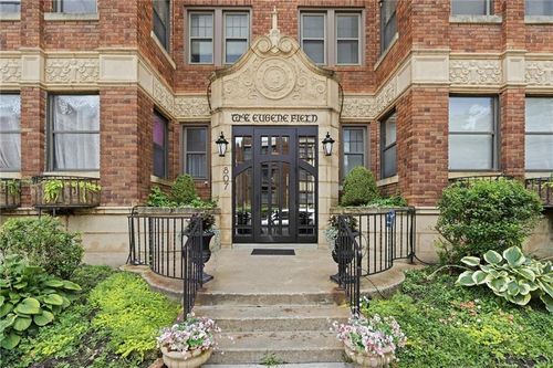 602-807 W 48th St, Kansas City, MO, 64112-1816 | Card Image
