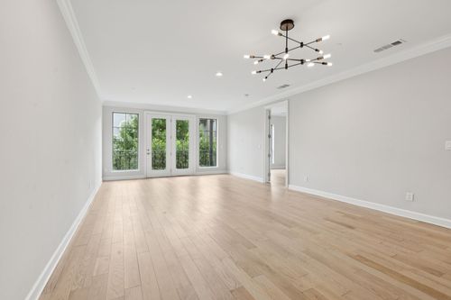 apt-305-2300 Leonard St, Dallas, TX, 75201-2005 | Card Image