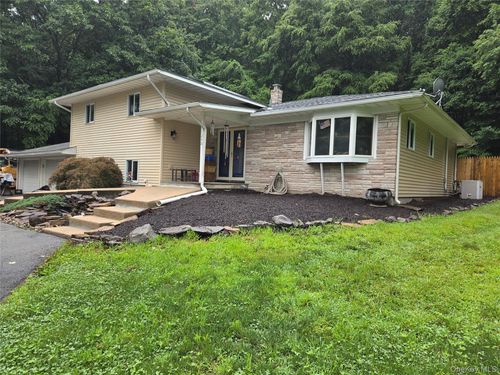 1248 Lakes Road, Monroe, NY, 10950 | Card Image