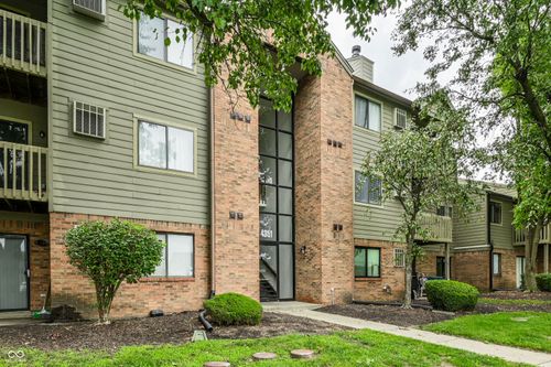7-4351 Village Parkway Cir W, Indianapolis, IN, 46254-4334 | Card Image