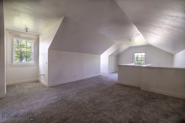 spacious upper level | Image 28