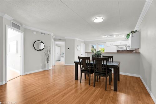 311-4003 Kilmer Dr, Burlington, ON, L7M4M1 | Card Image