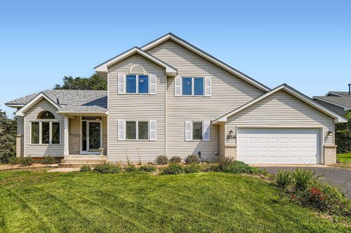 309 69th St N, Mahtomedi, MN, 55115-2251 | Card Image