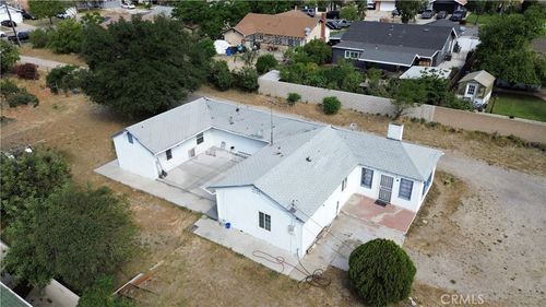 8005 Oleander, Fontana, CA, 92336 | Card Image