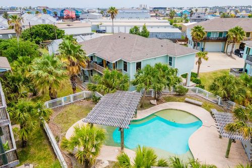 apt-16-247 W Roberts Ave, Port Aransas, TX, 78373-4160 | Card Image