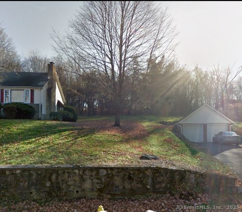 174 1/2 Prospect St, Ansonia, CT, 06401-1522 | Card Image