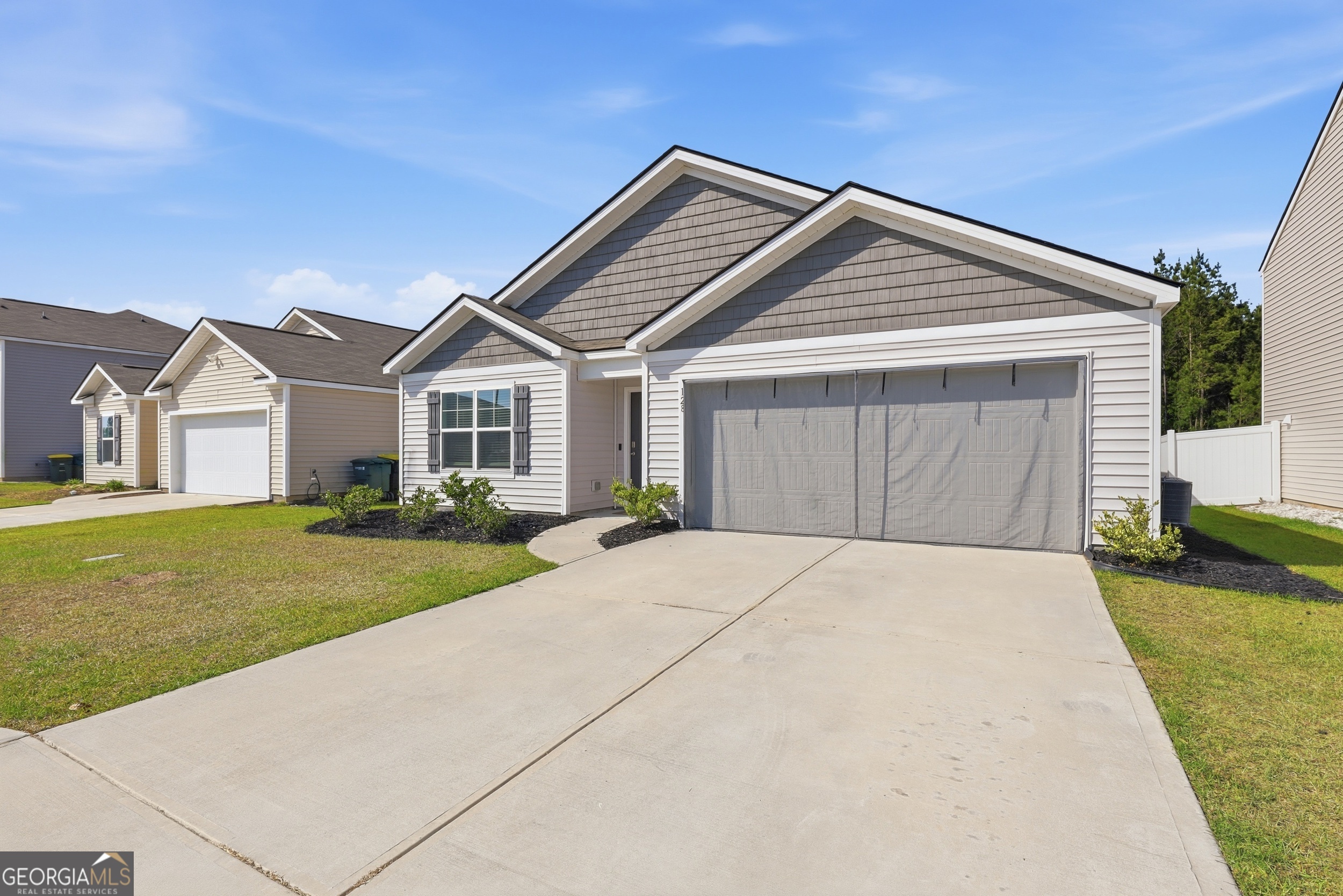 Residential in Bloomingdale 3