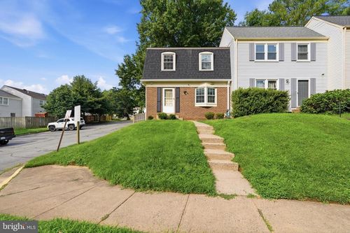 3158 Ellenwood Dr, FAIRFAX, VA, 22031-2039 | Card Image