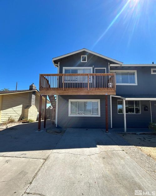 a-1090 Barstow St, Reno, NV, 89512-3016 | Card Image