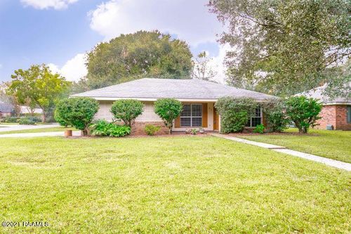 99 Karolwood Drive Drive, Lafayette, LA, 70503 | Card Image