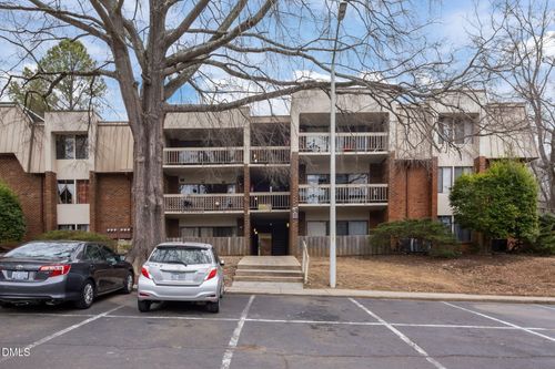 unit-303c-500 Umstead, Chapel Hill, NC, 27516 | Card Image