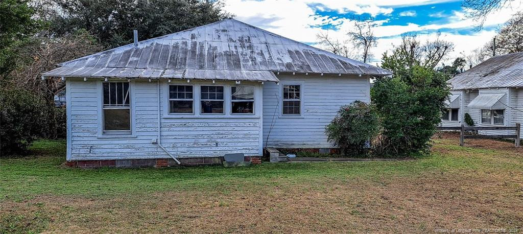 7th St, Lumberton, NC 28358