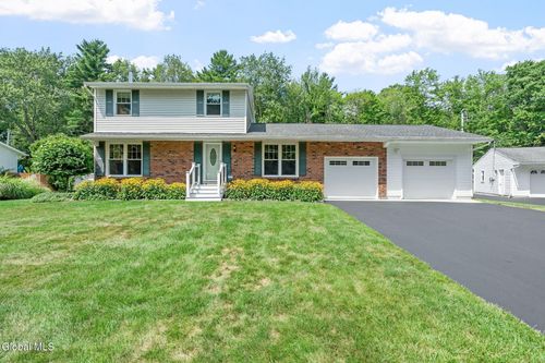 14 Linden Ct, Clifton Park, NY, 12065-5343 | Card Image