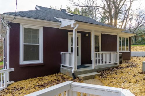 17 Mcdade St, Asheville, NC, 28806-1613 | Card Image