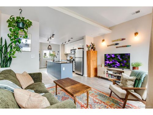 unit-4-500 30th St, Denver, CO, 80205-3058 | Card Image